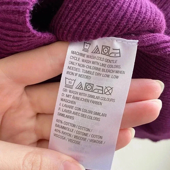 Isaac Mizrahi Crewneck Ruffled Sweater, Fall Sweater, Size Medium, Fuchsia - Picture 7 of 9